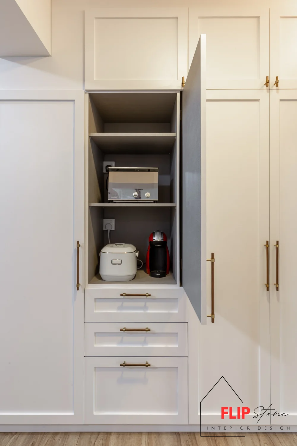 871C Tampines St 86 — FlipStone Interior Design