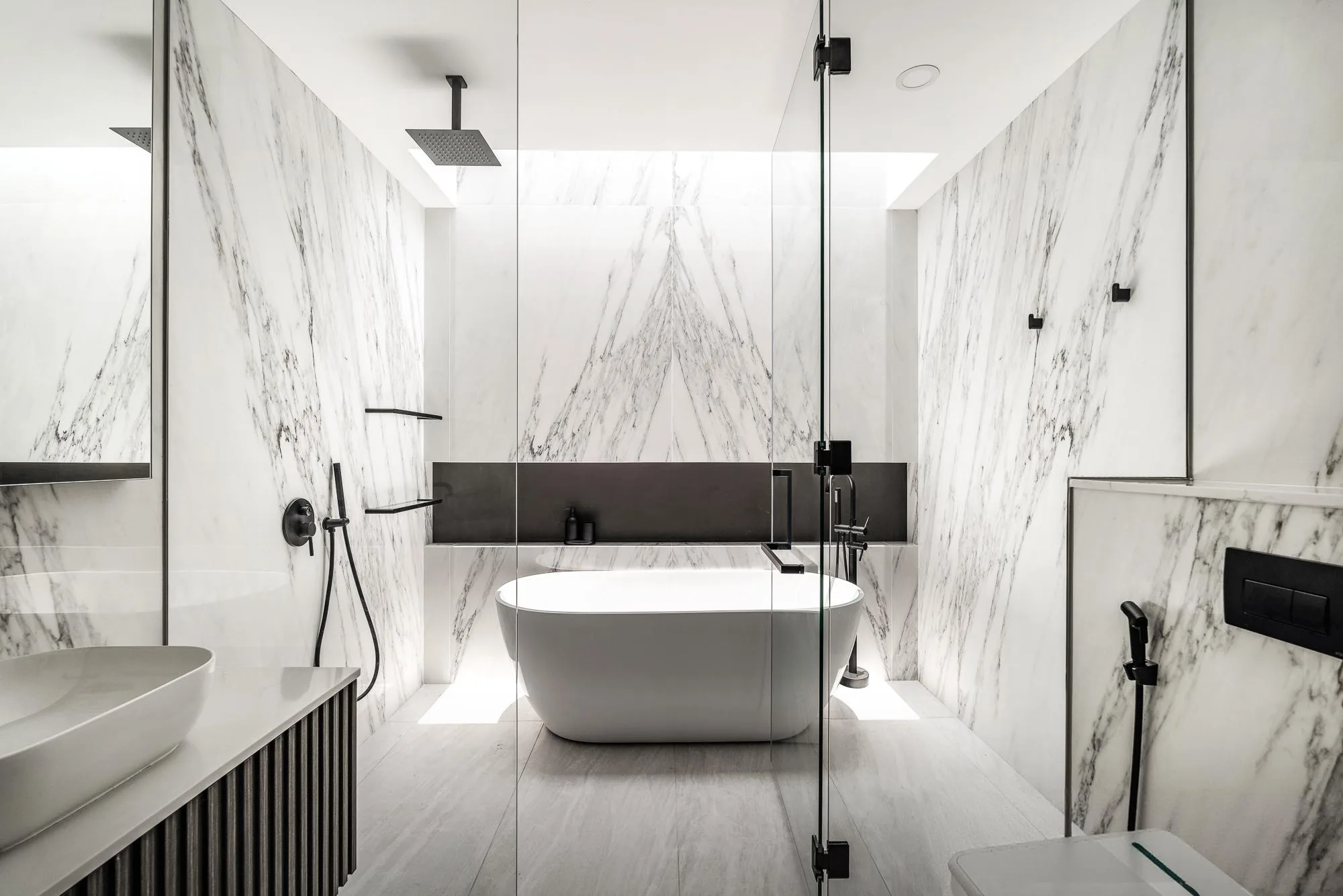 Casa Terra — Architecture & Interiors