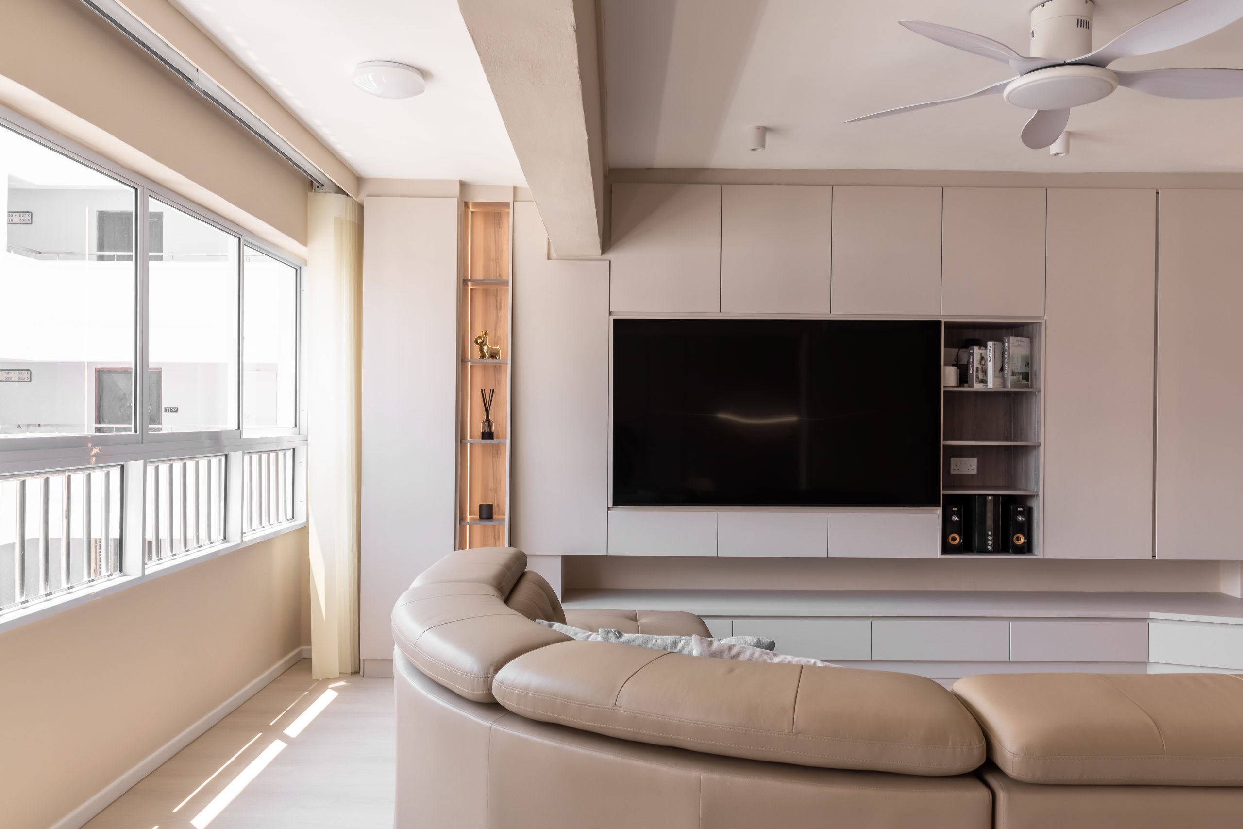 529 Woodlands Drive 14 — Carpentry & Interiors