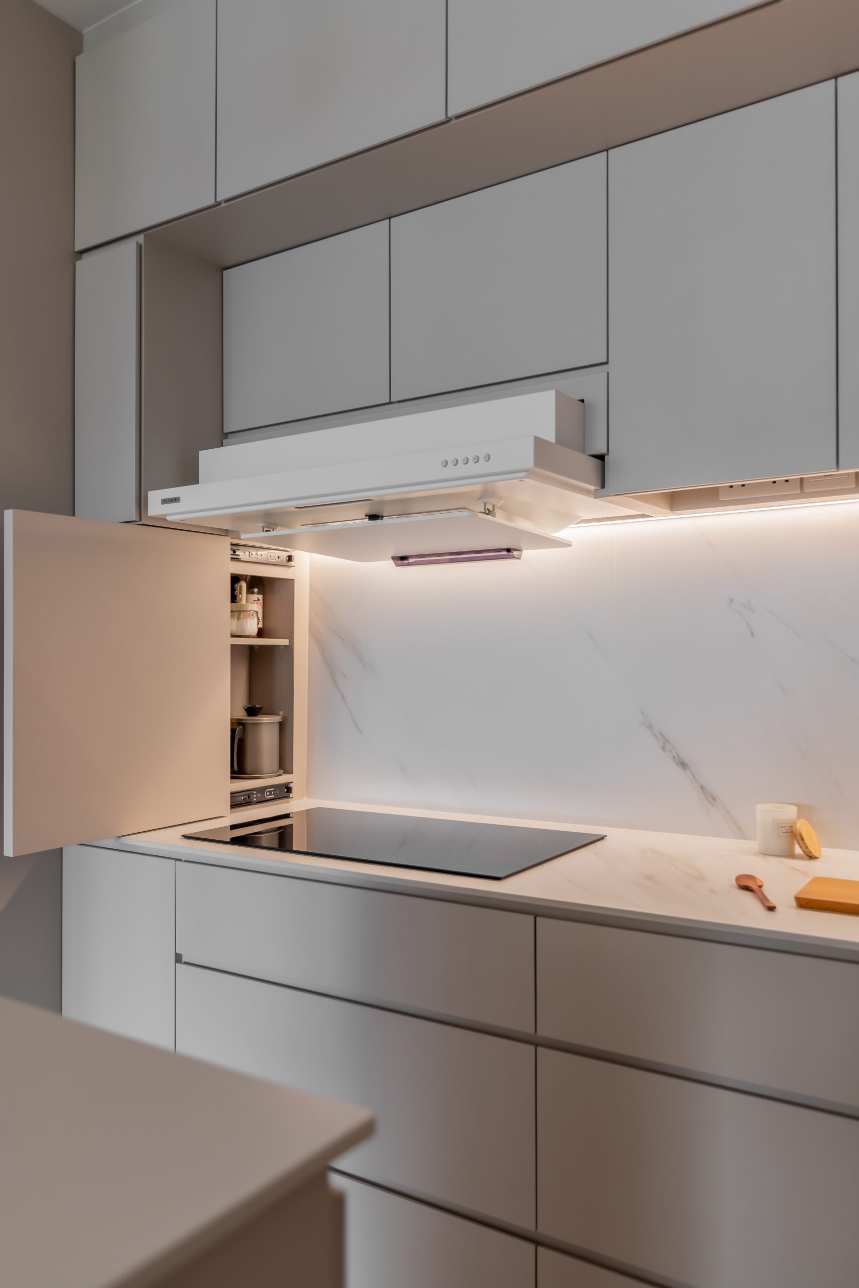 529 Woodlands Drive 14 — Carpentry & Interiors