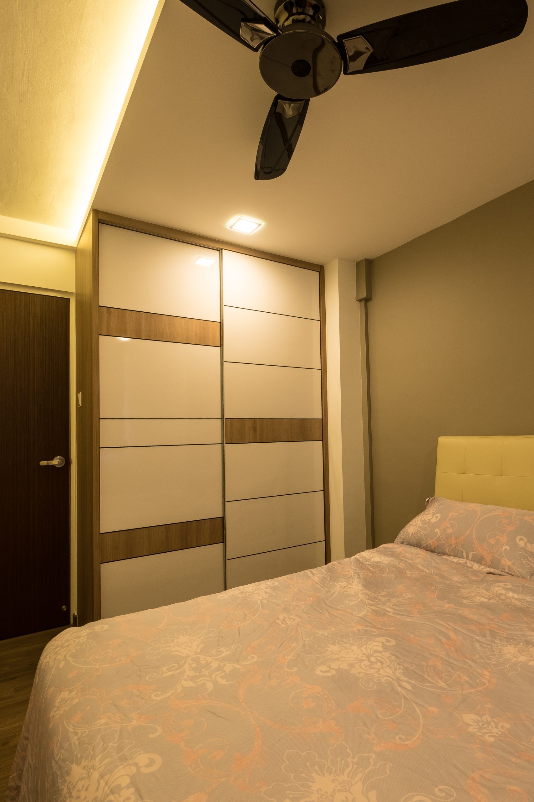 5-Room HDB at Admiralty Dr — HDB Interior Design