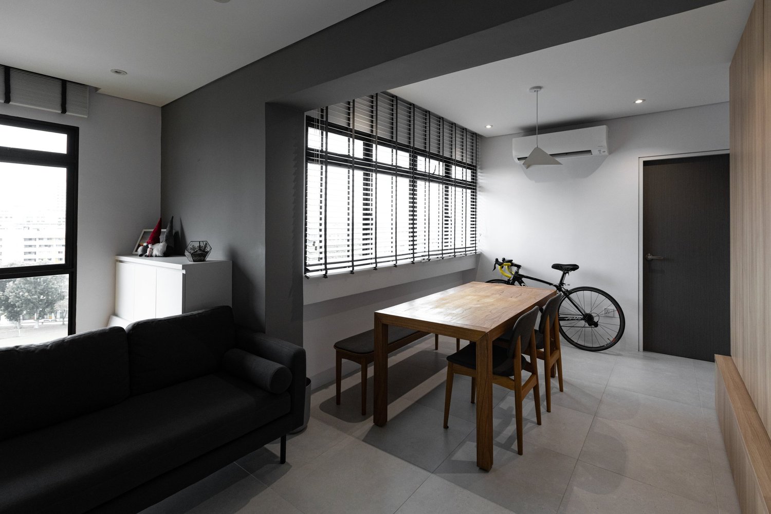 ANG MO KIO — PLOT